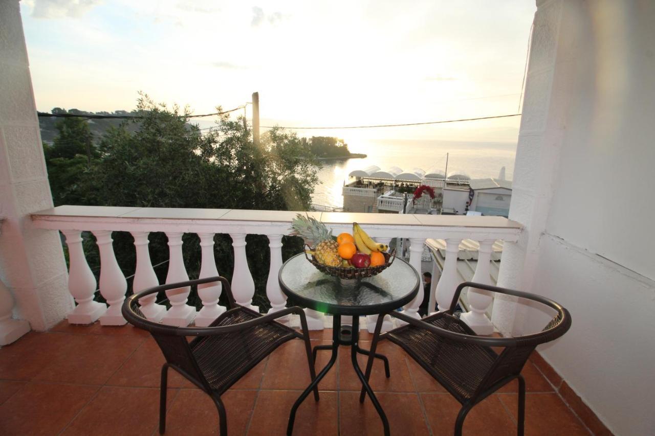 Bed and Breakfast Batis Breeze Perama  Exteriér fotografie
