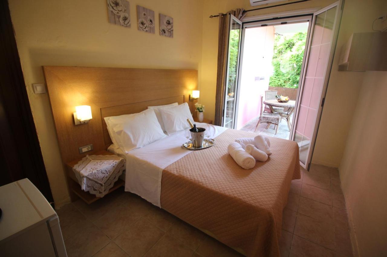 Bed and Breakfast Batis Breeze Perama  Exteriér fotografie